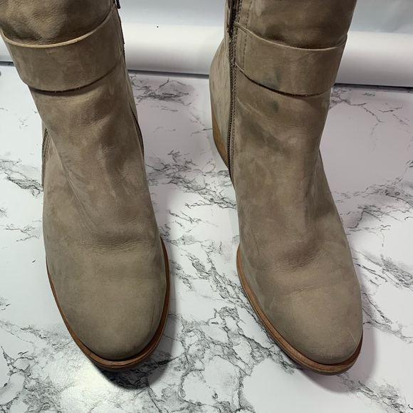 Paul Green taupe soft leather Sheridan heel Bootie - Picture 5 of 11